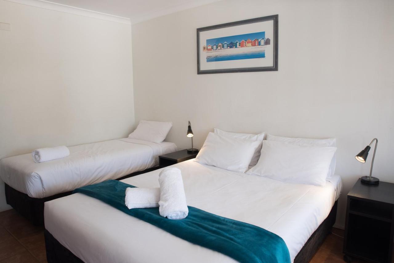 Jurien Bay Hotel Motel Bagian luar foto